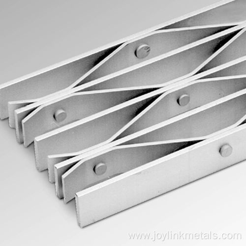 Riveted Metal Bar Grating